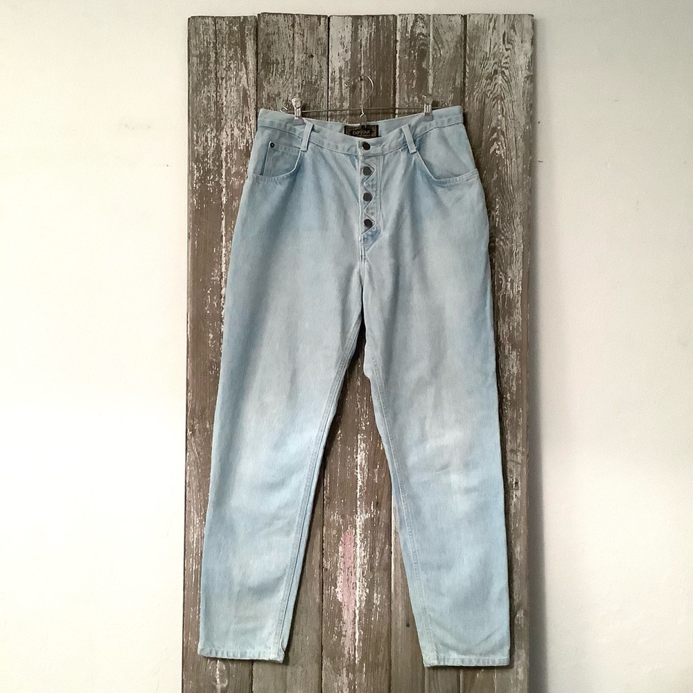 Vintage 80s High Waist Button-Fly Light-Wash Straight-Leg Jeans